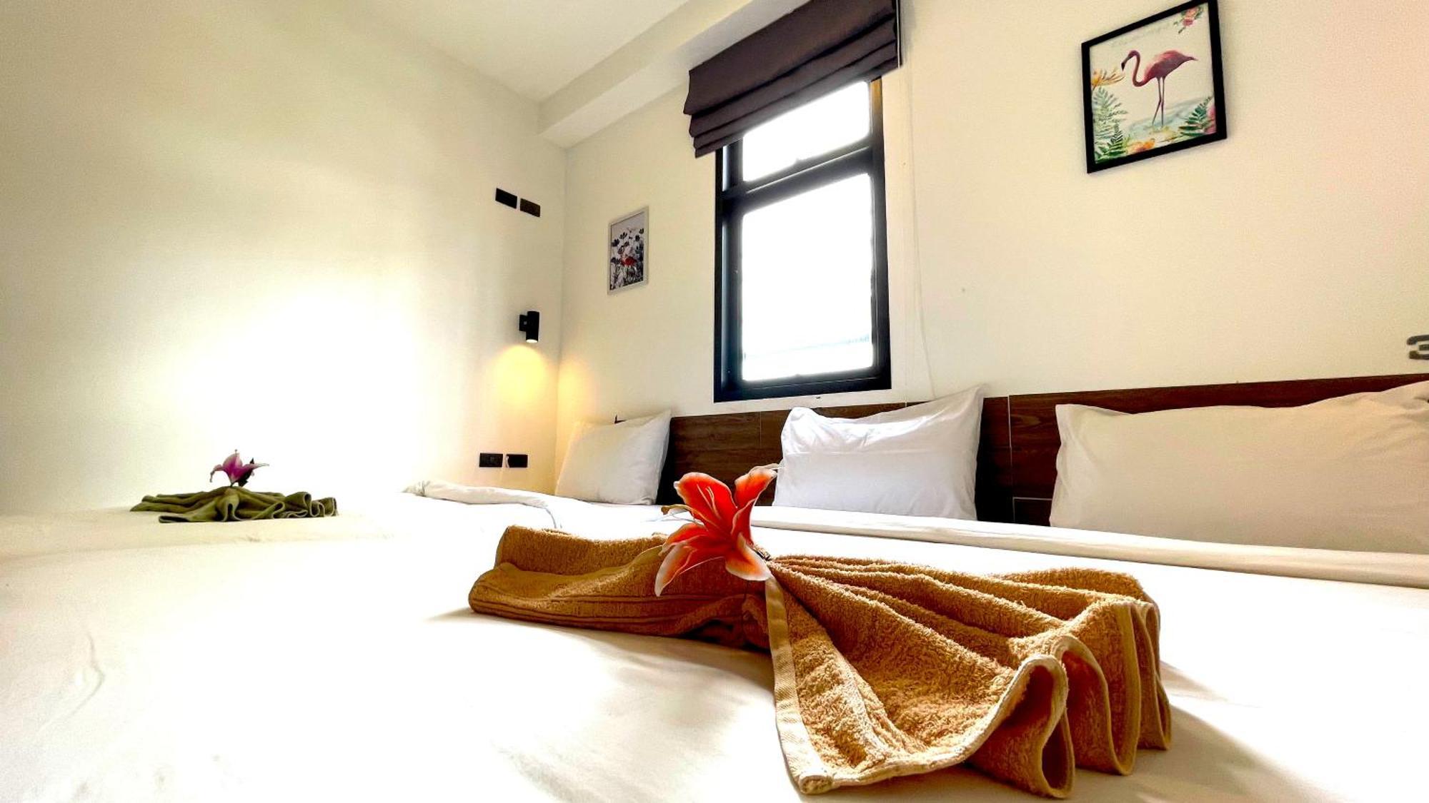 Rockstar Beach Apartments Pantai Bangrak Luaran gambar