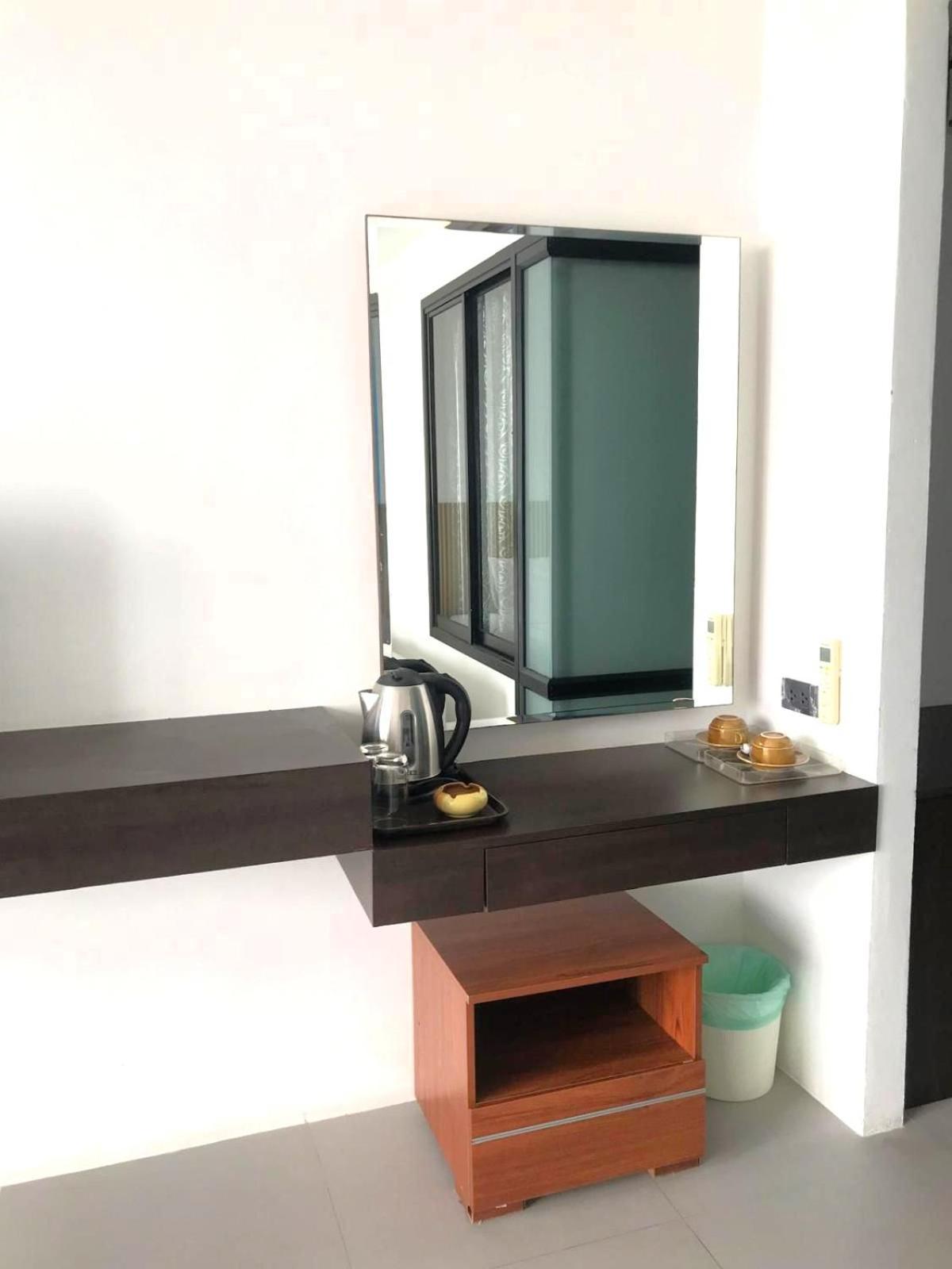Rockstar Beach Apartments Pantai Bangrak Luaran gambar