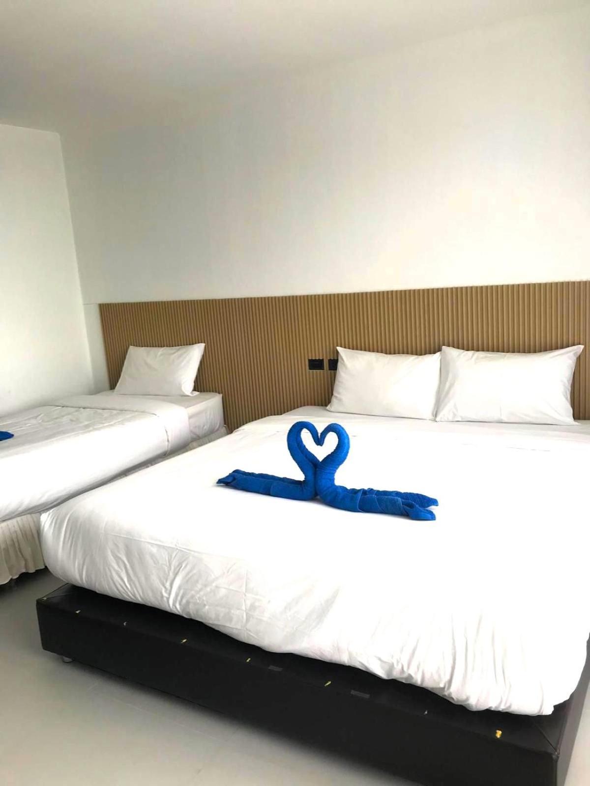 Rockstar Beach Apartments Pantai Bangrak Luaran gambar