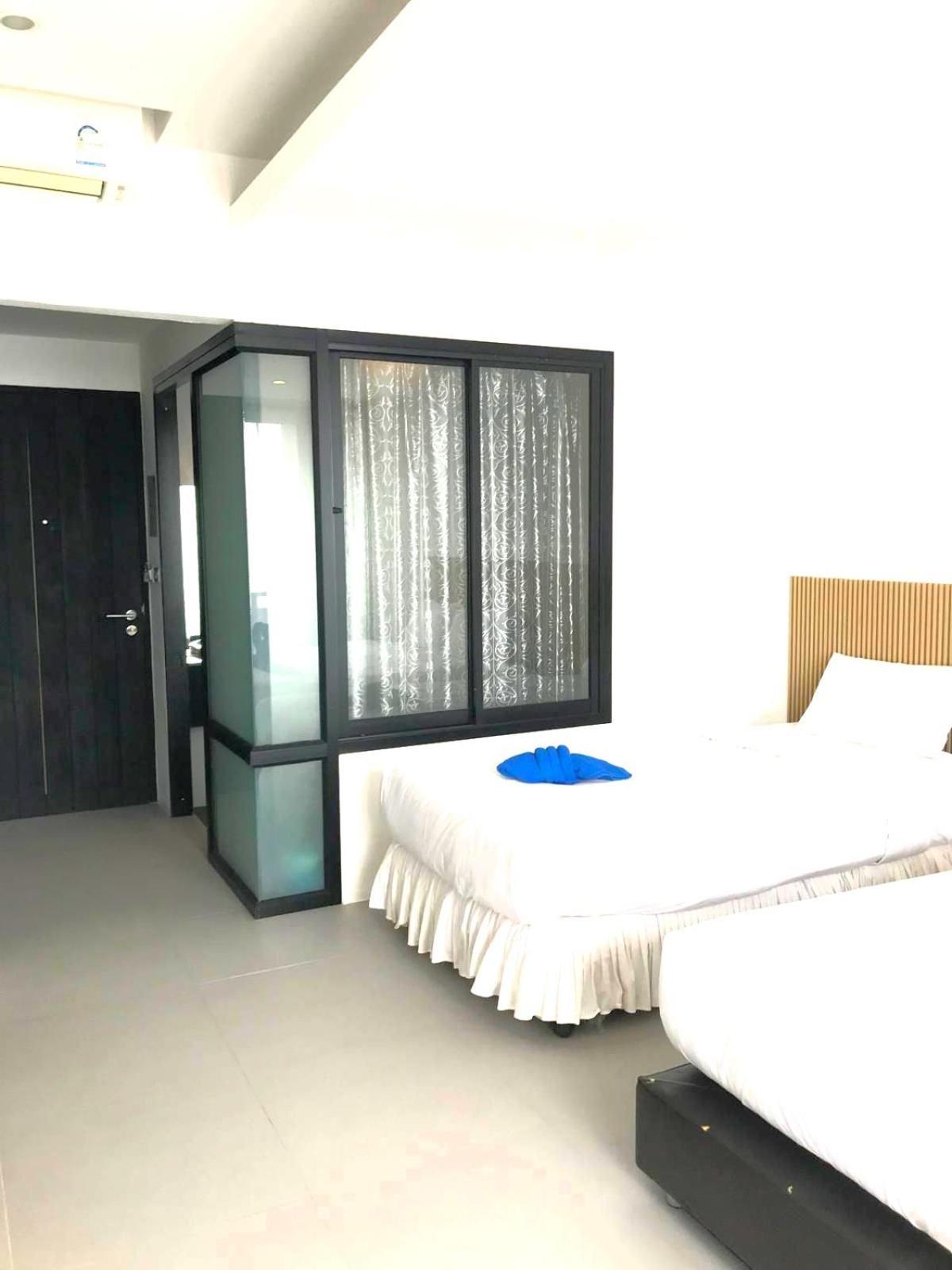 Rockstar Beach Apartments Pantai Bangrak Luaran gambar