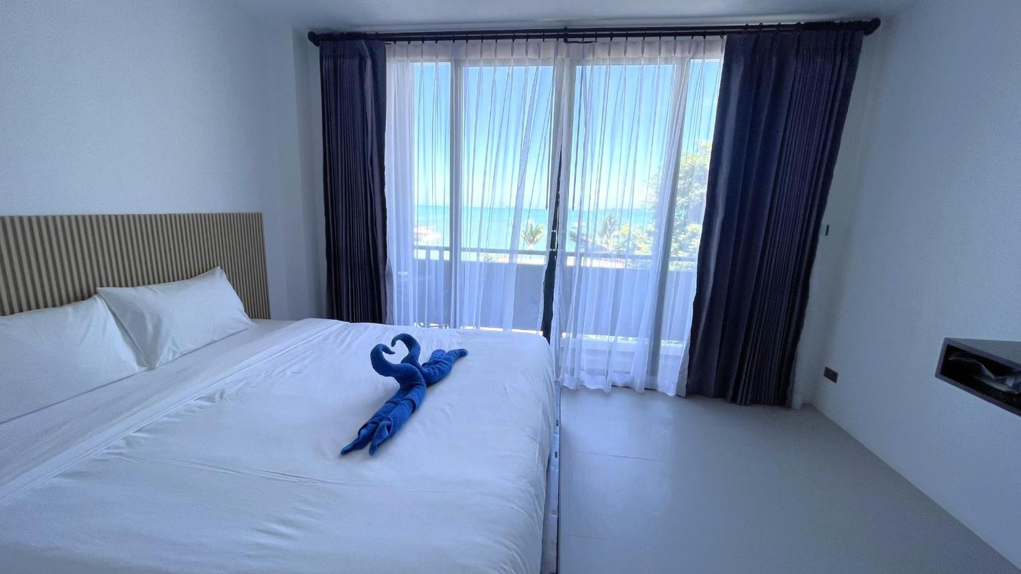 Rockstar Beach Apartments Pantai Bangrak Luaran gambar